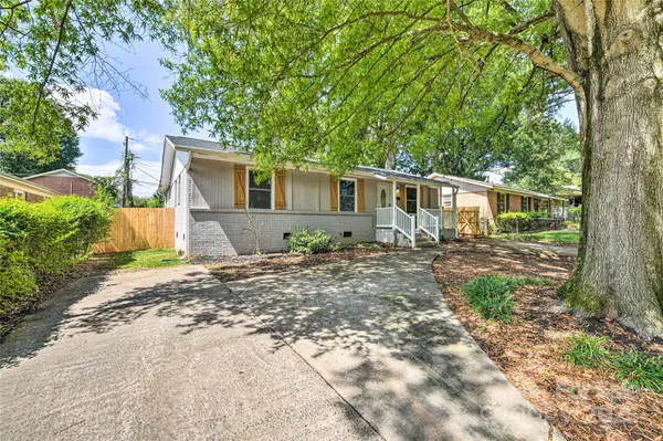 3020 Stancill PL, Charlotte, NC 28205