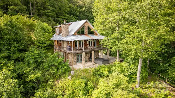 1145 Eagles Roost RD, Bryson City, NC 28713