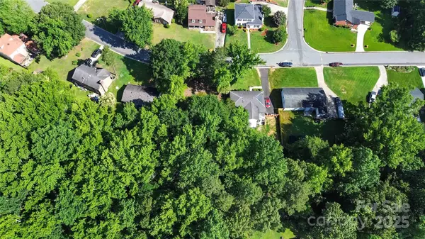 6140 Mayridge DR, Charlotte, NC 28215