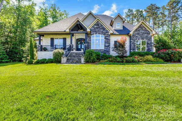 2122 Goose Creek Farm LN, Indian Trail, NC 28079