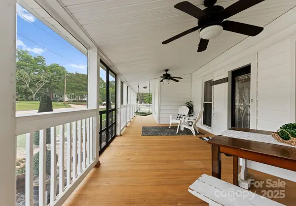 515 N Main Gq ST, Granite Quarry, NC 28146