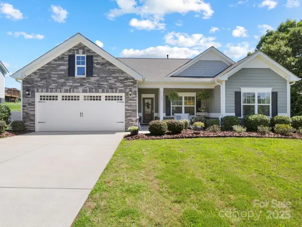 117 Autumn Mist RD, Statesville, NC 28677