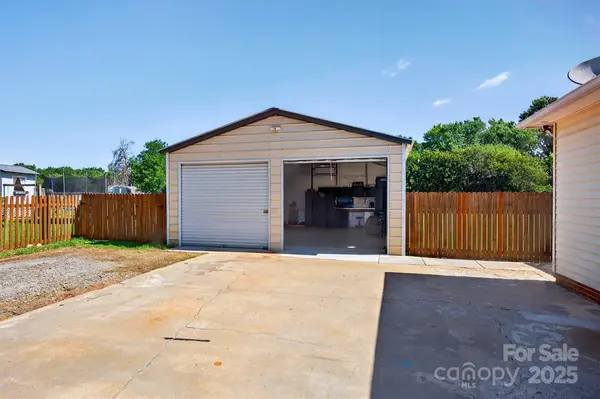 106 Abbey CIR, Salisbury, NC 28147