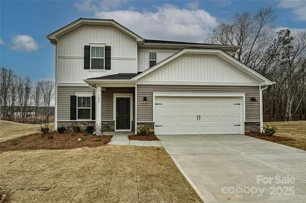 2136 Sunflower CIR, Newton, NC 28658