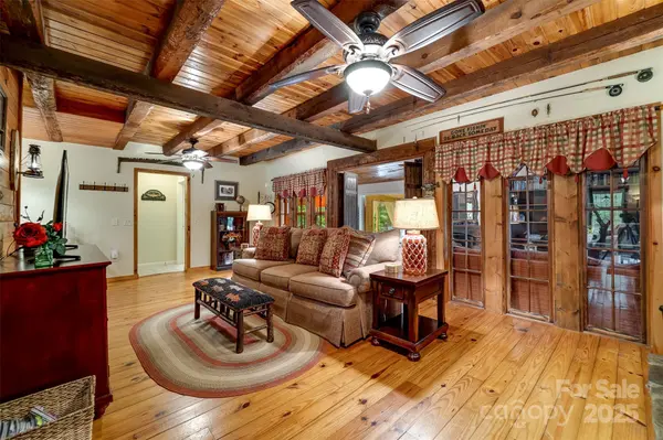 1504 Red Marble RD, Andrews, NC 28901