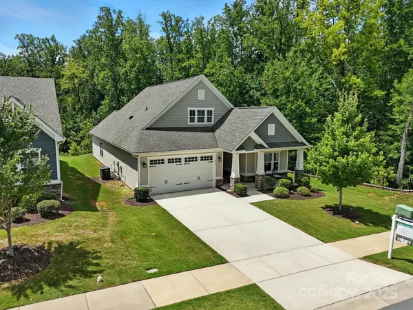 5227 Larewood DR, Harrisburg, NC 28215