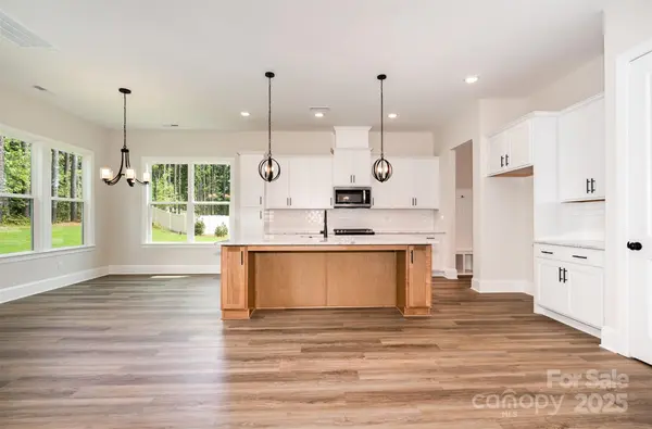 338 Shinnville RD, Mooresville, NC 28115