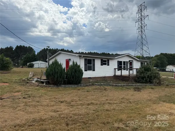 2743 Mccraw RD, Mooresboro, NC 28114