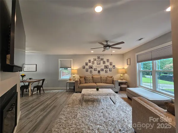 5821 Trotters Ridge RD, Charlotte, NC 28227