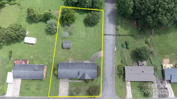 107 Woodward AVE, Morganton, NC 28655