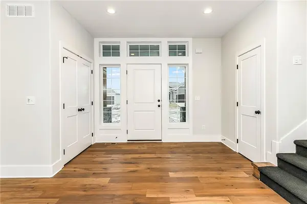1825 SW Sage Canyon RD, Lee's Summit, MO 64082
