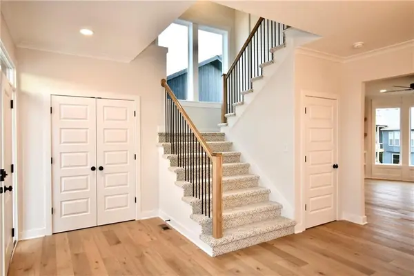 7643 N Sycamore AVE, Kansas City, MO 64158