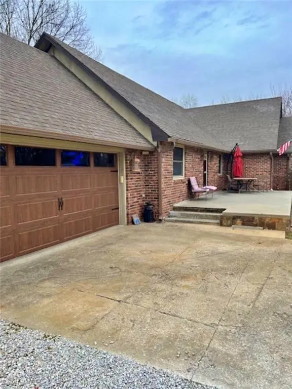 106 S Dittman ST, Frontenac, KS 66763