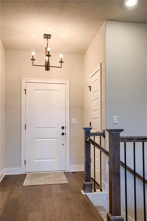 1003 NW Lindenwood DR, Grain Valley, MO 64029