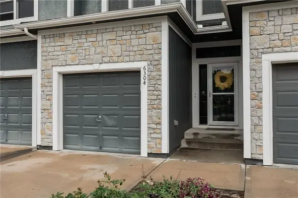 6304 Darnell ST, Shawnee, KS 66216