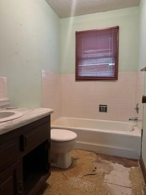 59 E 3rd ST, Chillicothe, MO 64601