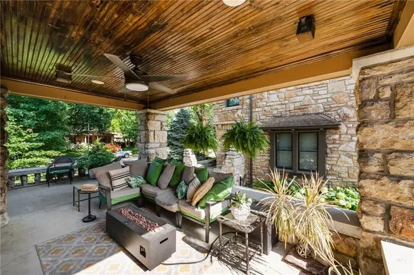 3526 Harrison BLVD, Kansas City, MO 64109