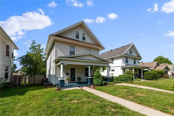 2419 Doniphan AVE, St Joseph, MO 64507