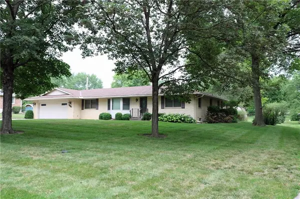 958 Hurley ST, Peculiar, MO 64078