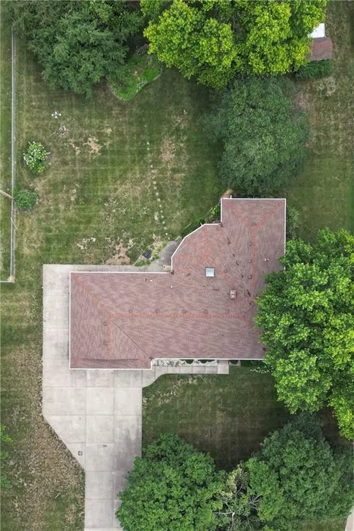 958 Hurley ST, Peculiar, MO 64078