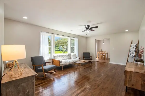 508 E 92nd ST, Kansas City, MO 64131