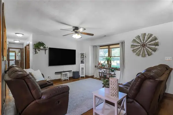 530 E 2200th RD, Eudora, KS 66025
