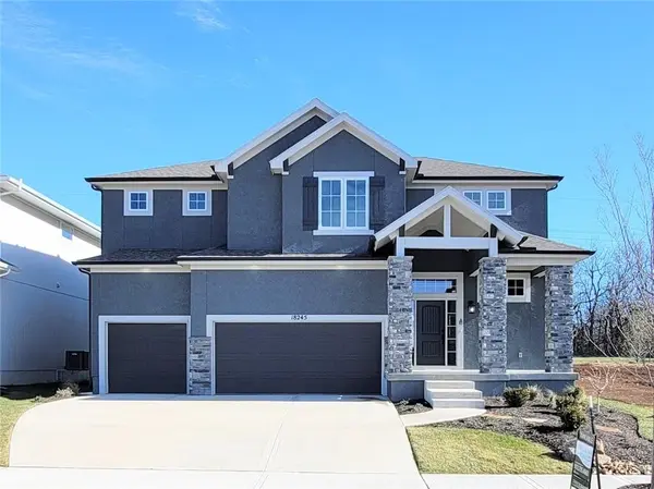 18245 Earnshaw ST, Overland Park, KS 66013