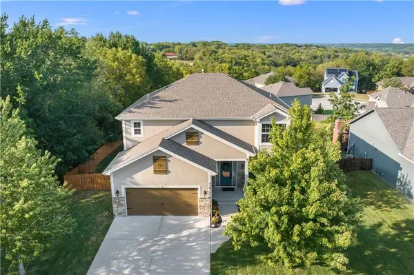 21014 W 72nd TER, Shawnee, KS 66218