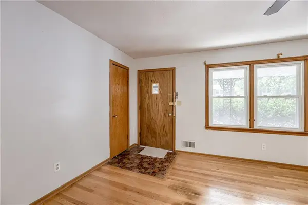 13114 E 44th TER #S, Independence, MO 64055
