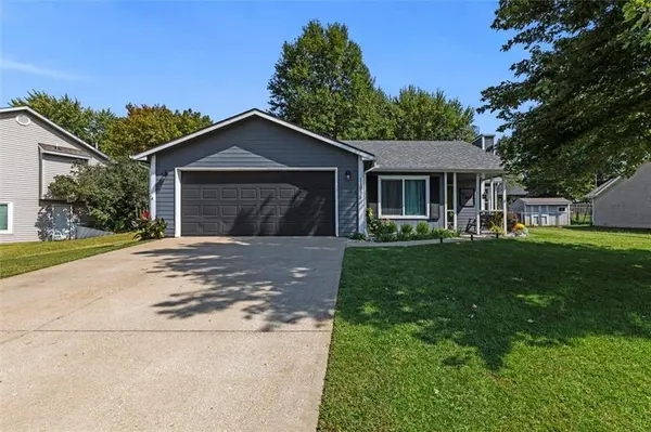 1181 S Greenwood Park N/A, Tonganoxie, KS 66086