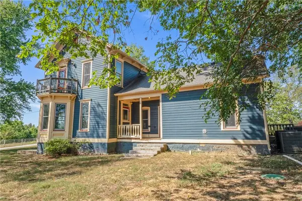 24126 K 7 HWY, Fontana, KS 66026