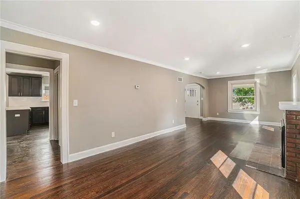 1426 S 33rd ST, Kansas City, KS 66106
