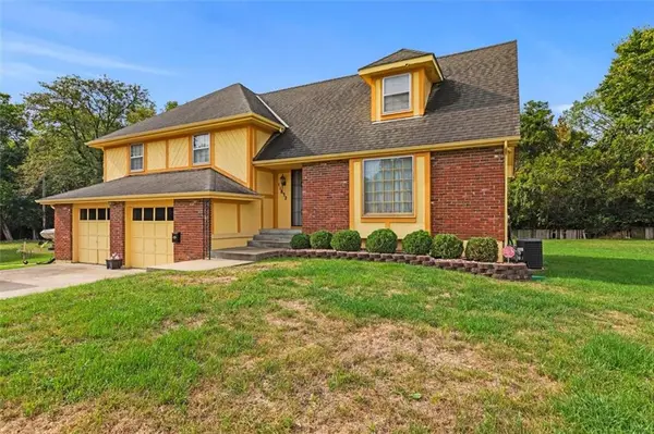 11832 Bristol AVE, Kansas City, MO 64134