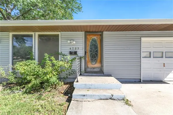 4723 S Crysler AVE, Independence, MO 64055