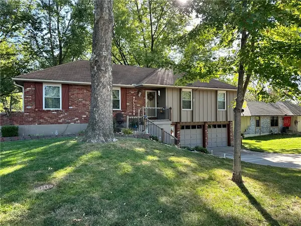 1115 W Forest LN, Excelsior Springs, MO 64024