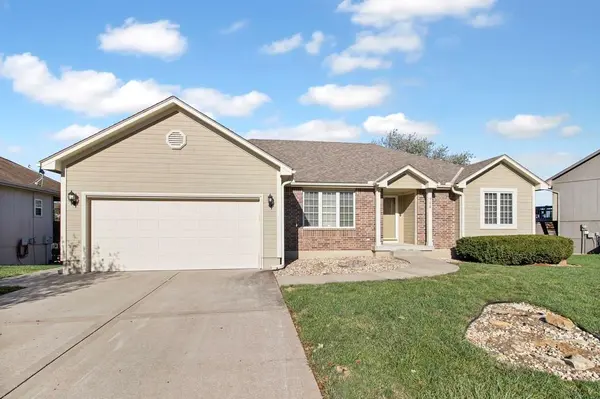 722 SW Ginger Hill DR, Grain Valley, MO 64029