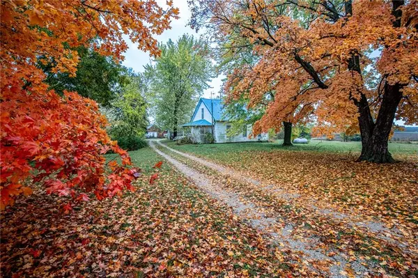 13166 Doud RD, Centerville, KS 66014
