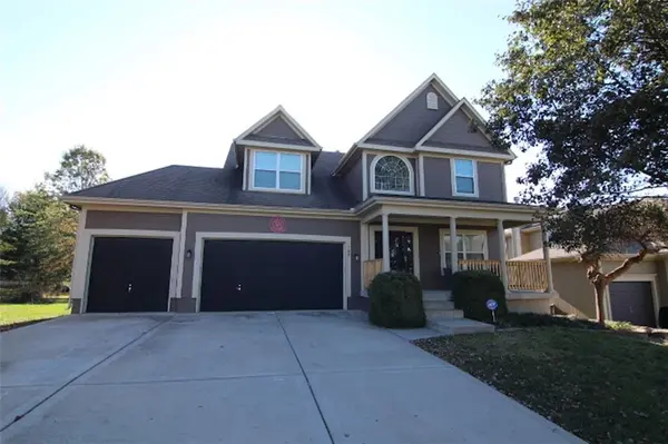 709 S Franklin ST, Raymore, MO 64083
