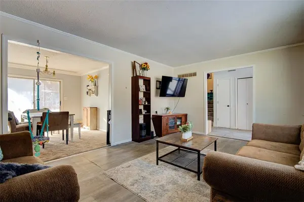 533 Pleasant AVE, Leavenworth, KS 66048