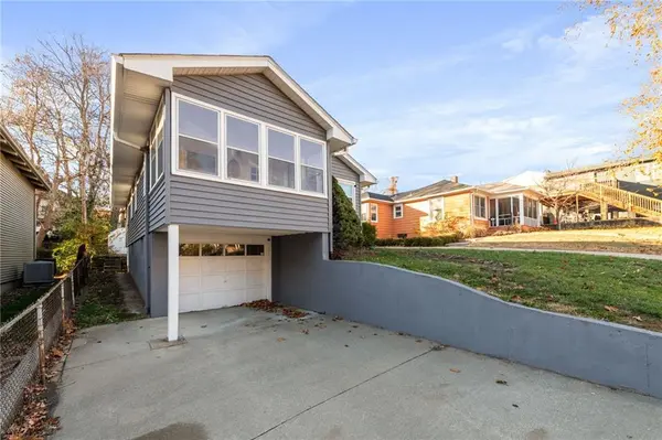 4710 Holly ST, Kansas City, MO 64112