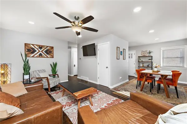 4710 Holly ST, Kansas City, MO 64112