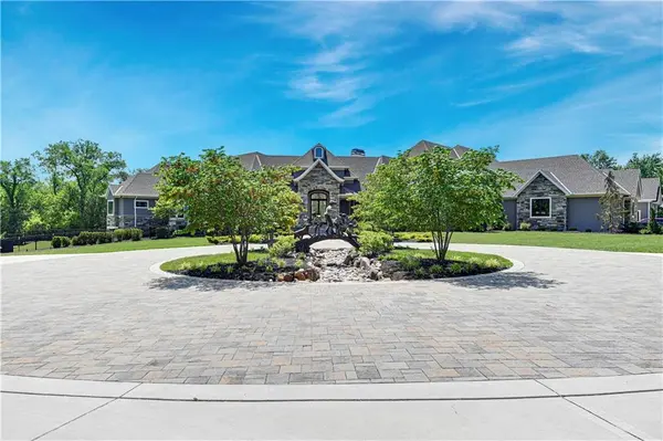 9925 W 159th ST, Overland Park, KS 66221