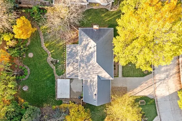 4109 Hidden Valley DR, St Joseph, MO 64506