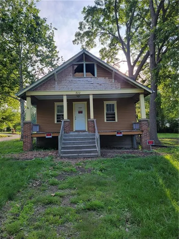 822 S Raymond ST, Independence, MO 64050