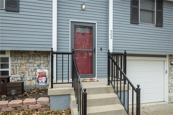 502 South ST, Grain Valley, MO 64029