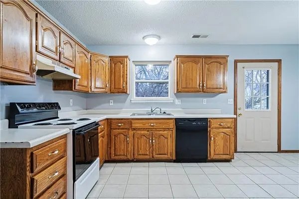 204 W Black Diamond ST, Richmond, MO 64085