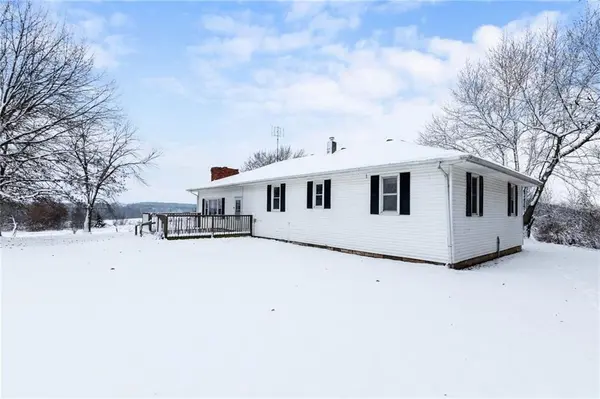 1121 NW Waldo RD, Amity, MO 64422