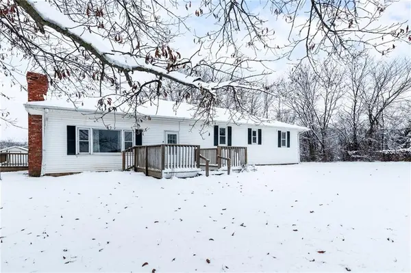 1121 NW Waldo RD, Amity, MO 64422