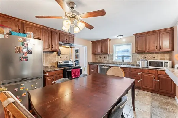 514 N Grover ST, Liberty, MO 64068