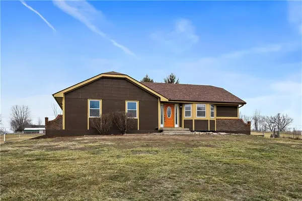 21016 NE 171st ST, Kearney, MO 64060